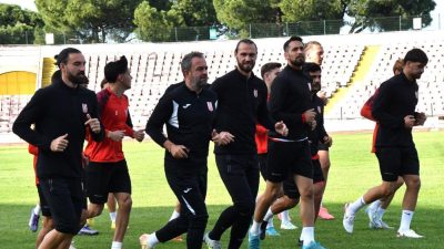 TFF 3. Lig ekiplerinden Balıkesirspor, play-off karşılaşmasında perşembe günü Mardin’de