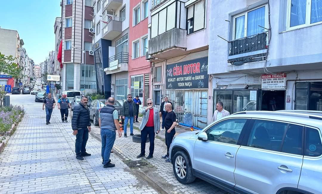 Bandırma’da etkili olan sağanak yağış sonrası su baskını yaşanan bölgelerde