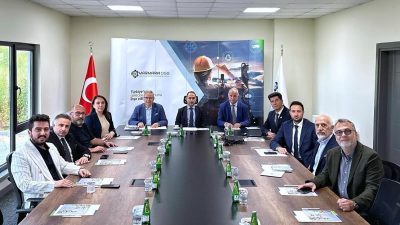 Bandırma Kaymakamı Engin Aksakal, Belediye Başkanı Dursun Mirza ve Marmara