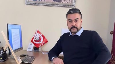 Osmanlıca asıllarından günümüz Türkçesine çevirdiği birçok eserle geçmişe ışık tutarak