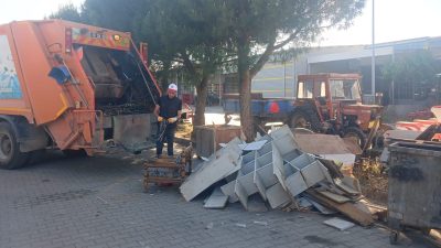 Susurluk Belediyesi, Park ve Bahçeler ile Temizlik İşleri Müdürlüğü ekipleriyle