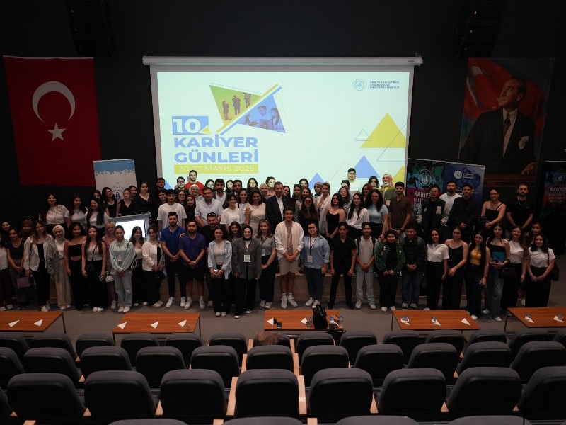 BANÜ’de gerçekleştirilen kariyer günlerinde insan kaynaklarından mühendisliğe, diplomasiden yapay zekâya