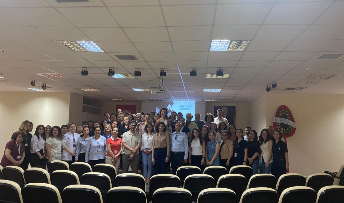 Bandırma Eğitim ve Araştırma Hastanesi’nde Organ Nakli Eğitimi Bandırma Eğitim ve Araştırma Hastanesi ev sahipliğinde düzenlenen eğitim programında,