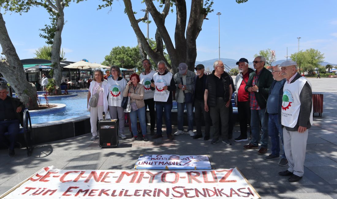 Emekliler Bandırma Meydanı’ndan seslendi: “Gerçek enflasyon açıklansın!” Tüm Emeklilerin Sendikası Bandırma Temsilciliği, Cumhuriyet Meydanı’nda yaptığı açıklamada, resmi