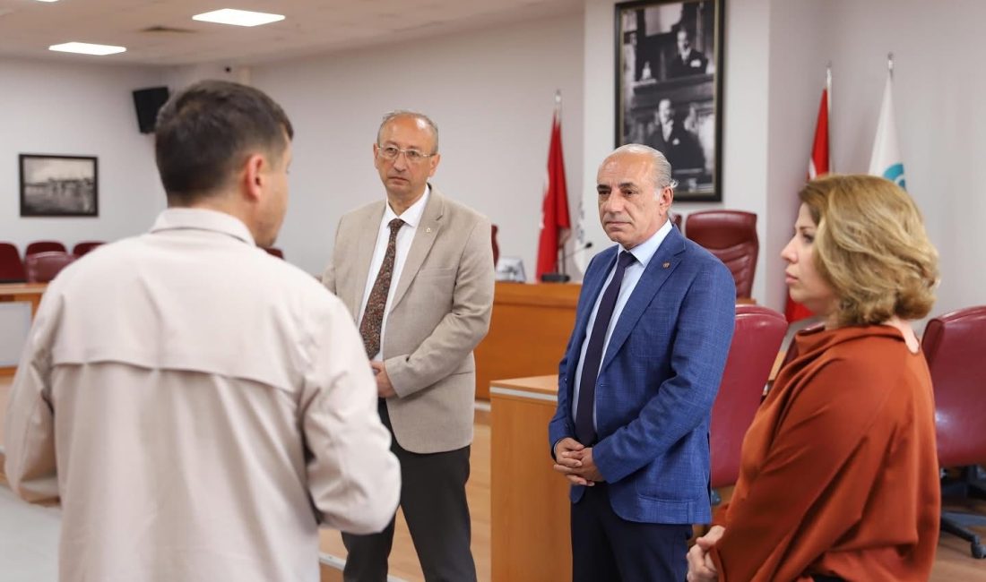 Bandırma’da afet planlaması masaya yatırıldı TAMT 2025 tatbikatının ardından Bandırma Belediyesi’nde düzenlenen toplantıda tatbikat süreci