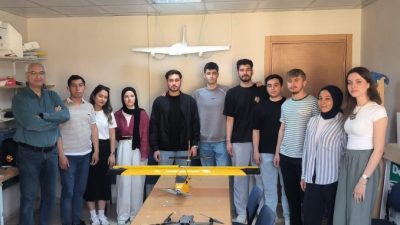Balıkesir Üniversitesi (BAÜN) Edremit Sivil Havacılık Yüksekokulu öğrencilerinden oluşan 1914