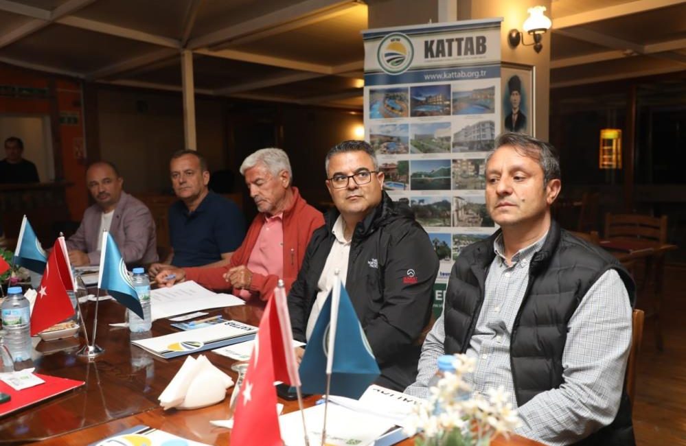 Kalkınma Tarım ve Turizm Altyapı Hizmet Birliği meclis toplantısı Edremit’te yapıldı Kalkınma Tarım ve Turizm Altyapı Hizmet Birliği’nin (KATTAB) 2025 yılı