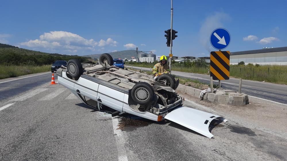 Gönen’de trafik kazası: Takla atan araçta 2 kişi yaralandı Buğdaylı Mahallesi yakınlarında meydana gelen trafik kazasında 2 kişi yaralandı.