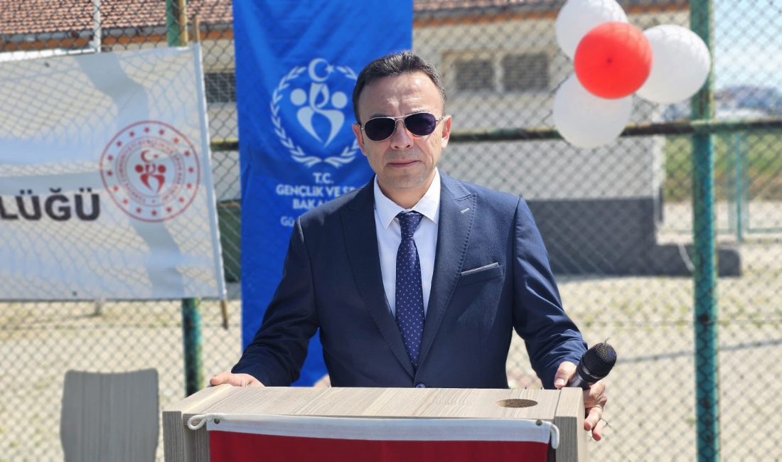 Bandırma’da çocuklar geleneksel oyunlarla eğlendi Bandırma’da geleneksel çocuk oyunları şenliği, öğrencilerin yoğun katılımıyla 600 Evler