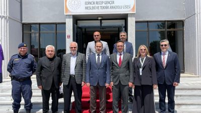 Recep Gençer MTAL’de TÜBİTAK 4006 Bilim Fuarı kapsamında düzenlenen etkinlikte