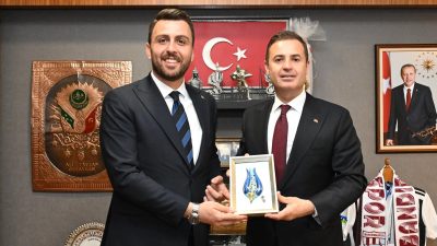 Ankara’da yoğun temaslarda bulunan Balıkesir Büyükşehir Belediye Başkanı Ahmet Akın,