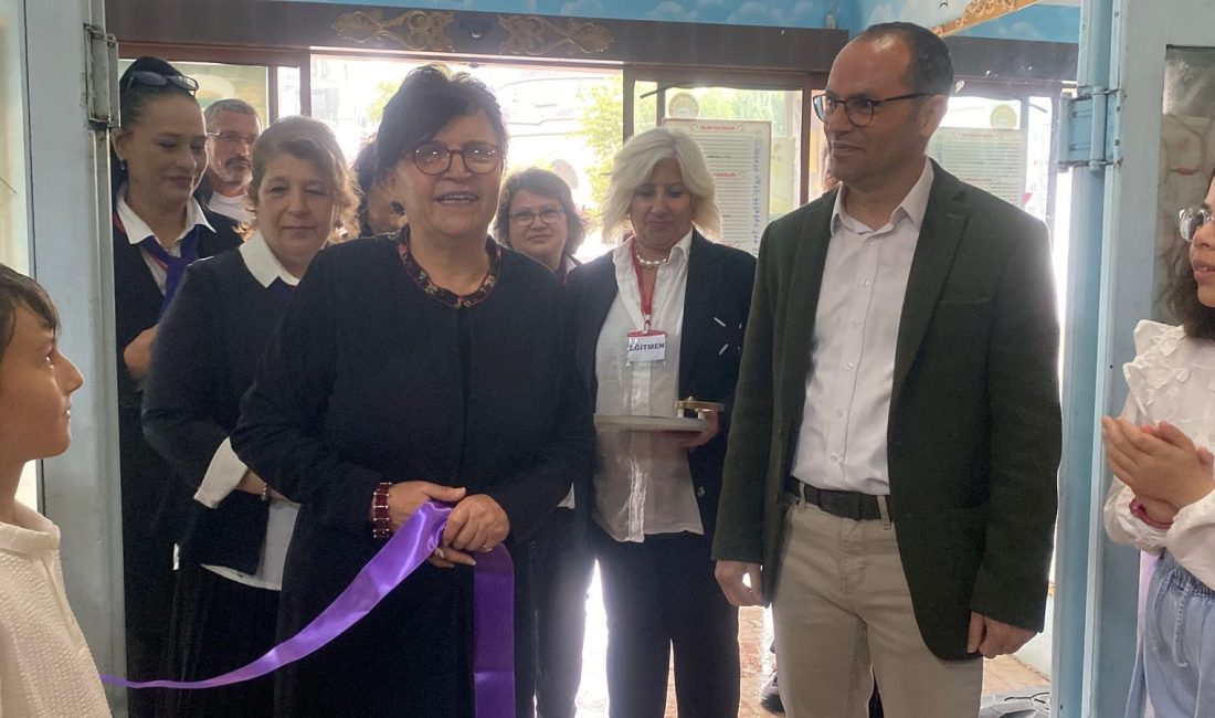 Bandırmalı kadınlardan el emeği sergisi Bandırmalı kadınların hazırladığı el emeği ürünler, Kadınlar Derneği tarafından düzenlenen