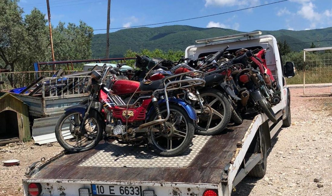 Erdek İlçe Emniyet Müdürlüğü, yaklaşan turizm hareketliliği öncesinde şehir merkezindeki