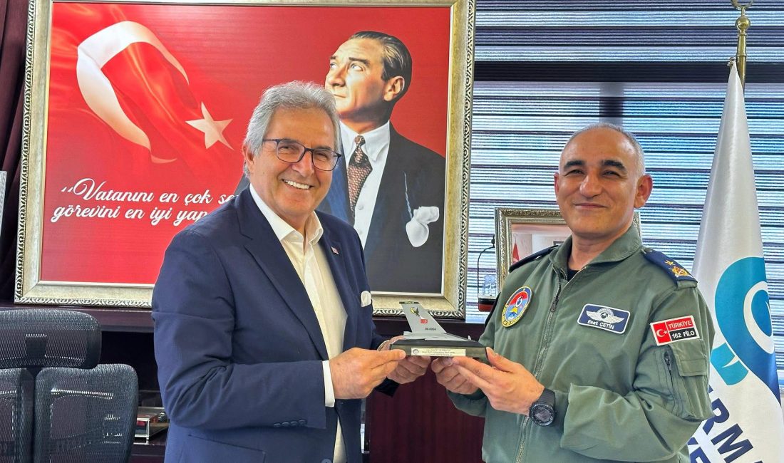 Garnizon Komutanı Bandırmalılar Günü’nü kutladı Bandırma 6. Ana Jet Üssü Komutanı Hava Pilot Tuğgeneral Esat
