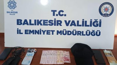 Bandırma’da kendisini “Emniyet Müdürü” olarak tanıtan şahsın yönlendirmesiyle bankadan para
