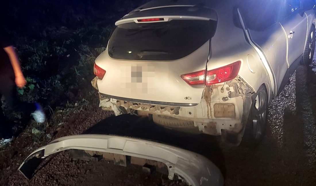 Erdek-Bandırma yolunda kaza: 9 yaralı Erdek ilçesi ile Bandırma ilçesi arasındaki karayolunda meydana gelen trafik