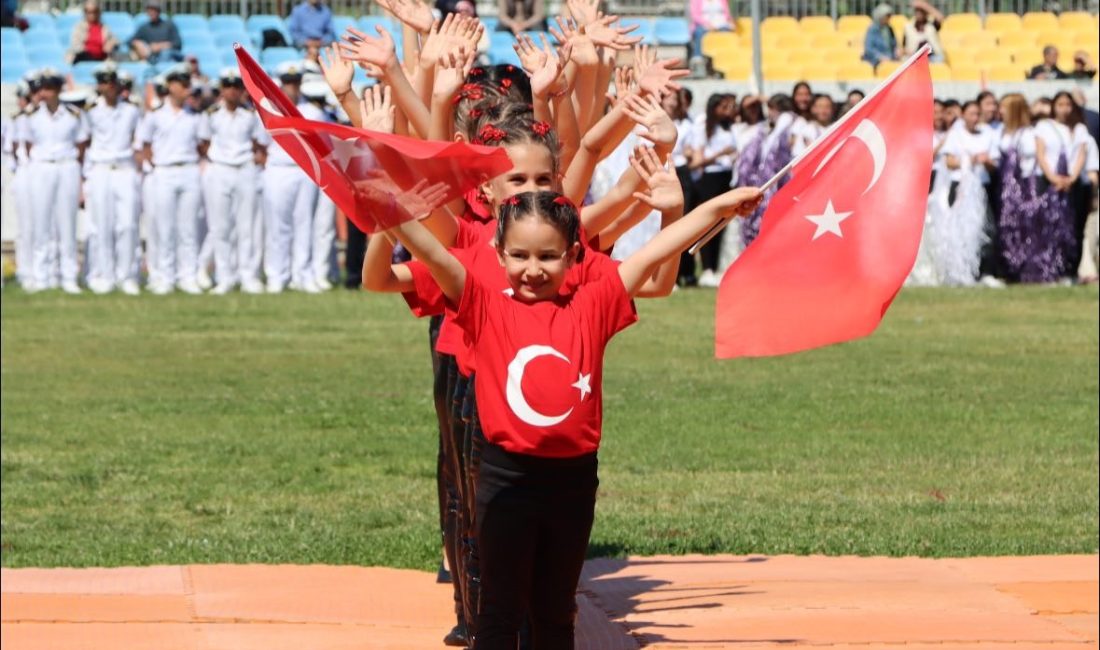 Atatürk’ün Gençliğe Armağanı Erdek’te kutlandı Mustafa Kemal Atatürk’ün armağanı 19 Mayıs Atatürk’ü Anma, Gençlik ve