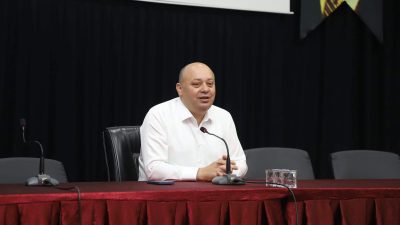 Gönen Belediye Başkan İbrahim Palaz, Şehir Parkı çevresindeki esnafı ziyaret