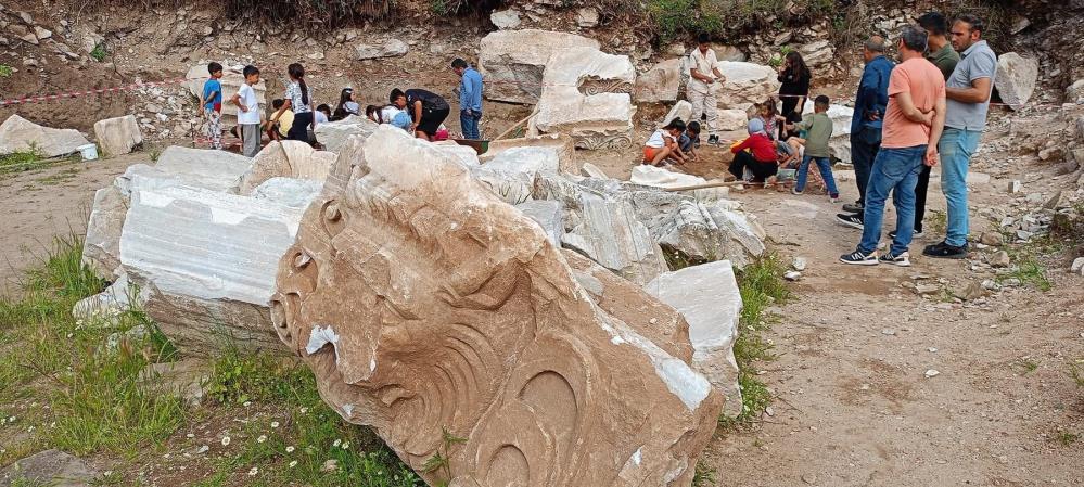 Uluslararası Müzeler Haftası çerçevesinde Bandırma’nın Çınarlı Mahallesi’nden katılan çocuklar, Kyzikos