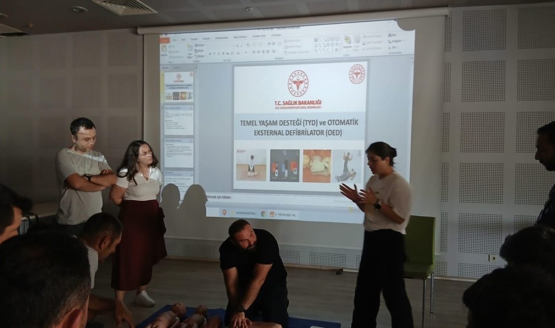 Bandırma Belediyesi ekibine, Sağlık Müdürlüğü’nden eğitim Bandırma Belediyesi Arama Kurtarma Ekibi, Balıkesir İl Sağlık Müdürlüğü tarafından