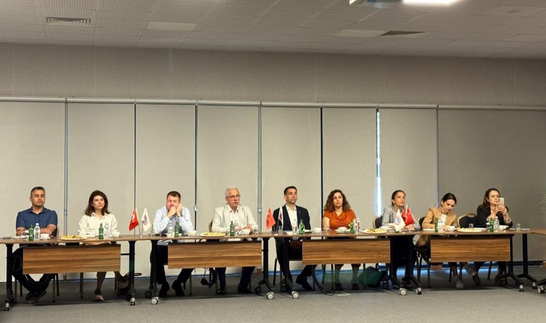 Yerel paydaşlar Kapıdağ’ın potansiyelini değerlendirdi Kapıdağ Yarımadası’nın sürdürülebilir kalkınması için paydaşlar bir araya geldi. Toplantıda