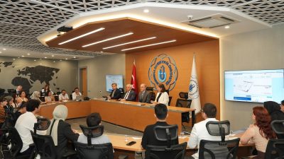 Bandırma Onyedi Eylül Üniversitesi’nde birim temsilcileriyle yapılan toplantıda birimlere ilişkin