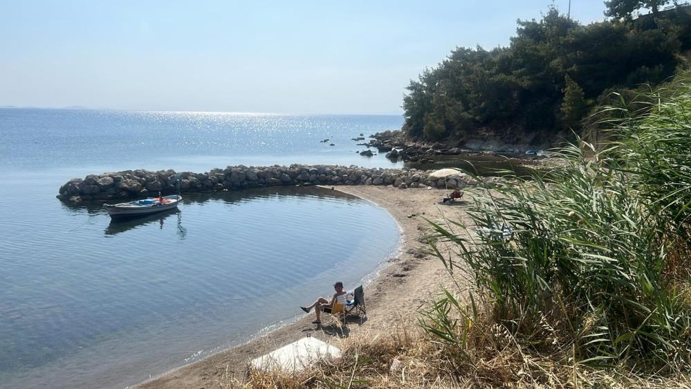 Burhaniye’de Pelitköy İçmeler Sahili sakinleri kıyı işgaline tepkili Burhaniye’de eşsiz doğal miraslarından Pelitköy İçmeler Sahili, halkın ücretsiz ve