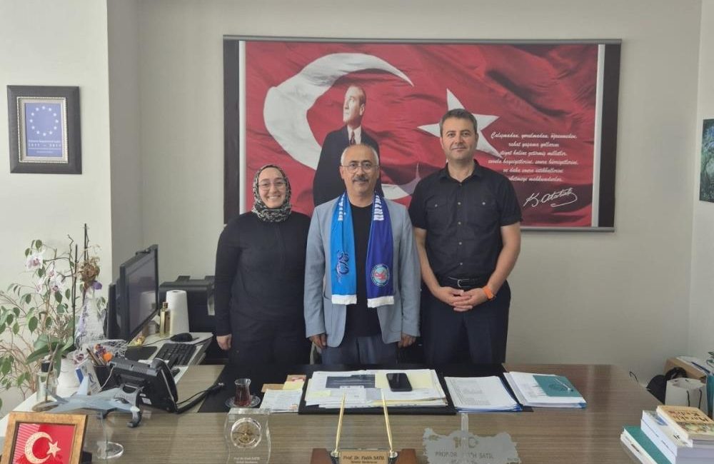 Lise öğrencilere Balıkesir Üniversitesi’nden bilimsel eğitim desteği Balıkesir Üniversitesi ile Rahmi Kula Anadolu Lisesi arasında, lise öğrencilerinin