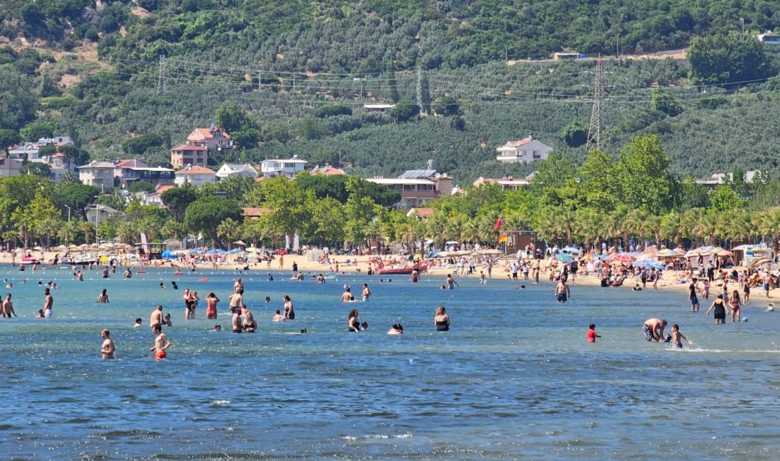 Yükseköğretim Kurumları Sınavı’nın sona ermesinin ardından Erdek’in sahil beldelerinde yaz