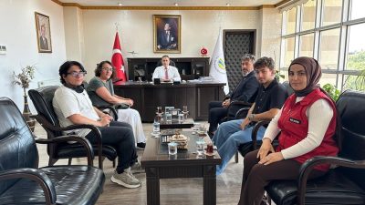  Burhaniye Kaymakamı İlyas Memiş, Balıkesir de düzenlenen Türkiye Münazara Liği