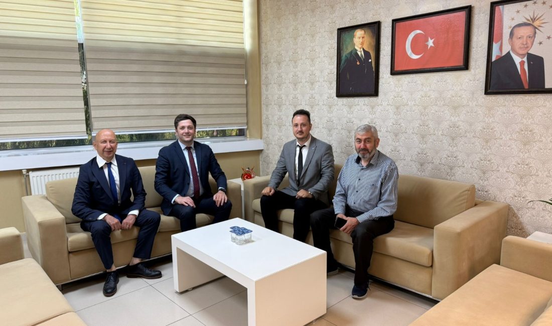 Erdek Devlet Hastanesi ve İlçe Sağlık Müdürlüğü yöneticileri, Balıkesir İl