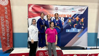 Balıkesir’deki Judo İl Seçmeleri’nde Gönenli judocular üstün performans sergiledi. Farklı
