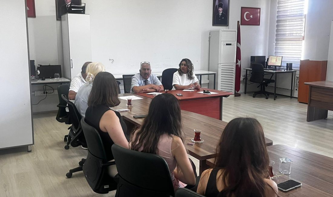 Bandırma’da sosyal hizmetlerin kalitesi için önemli toplantı Balıkesir Aile ve Sosyal Hizmetler İl Müdürü Emine Böçkün, Hicri