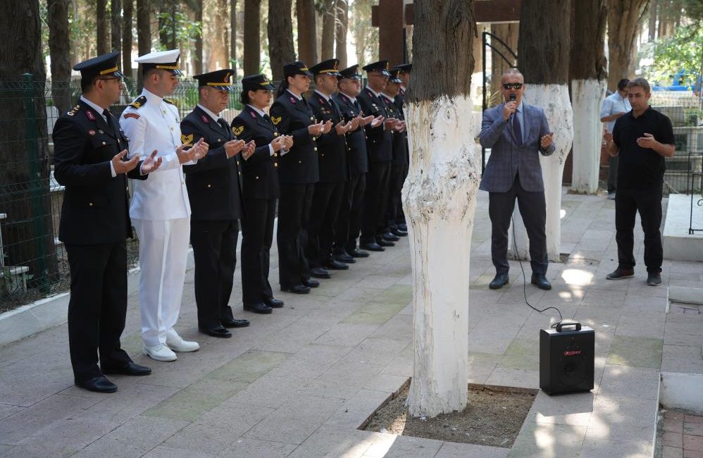 Jandarma Teşkilatı’nın 186. kuruluş yıl dönümü Edremit’te kutlandı Jandarma Teşkilatı’nın 186. kuruluş yıl dönümü, Balıkesir’in Edremit ilçesinde düzenlenen