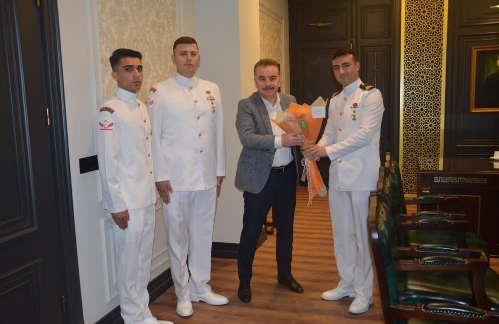 Sahil Güvenlik Komutanlığı’ndan Kaymakam Odabaş’a kutlama ziyareti Sahil Güvenlik Komutanlığı’nın 43. kuruluş yıl dönümü dolayısıyla Sahil Güvenlik