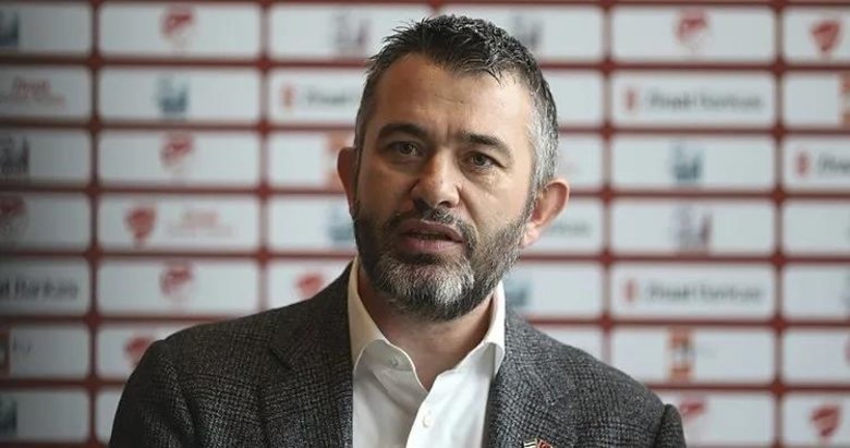 Göçmez: “Bandırmaspor camiasından hiç bir alacağım yoktur” Bandırmaspor Onursal Başkanı Onur Göçmez, yaklaşık sekiz yıldır sürdürdüğü görevine