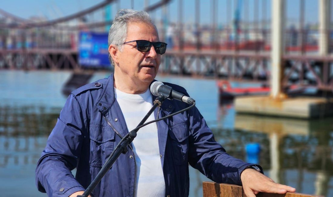 Bandırma’da Marmara Denizi için el ele verildi Marmara Belediyeler Birliği koordinasyonunda Bandırma’da düzenlenen kıyı temizliği etkinliği, çevre