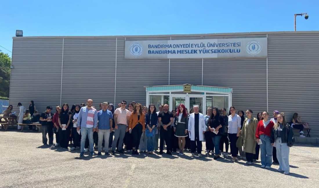 Bandırma MYO’dan öğrencilere gıda güvenliği eğitimi Bandırma Meslek Yüksekokulu Gıda İşleme Bölümü’nün düzenlediği seminerde sektör temsilcileri