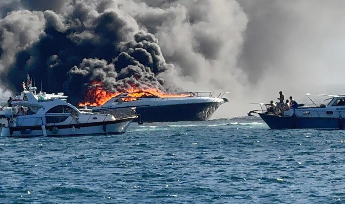 Erdek açıklarında lüks yat alev alev yandı Marmara Denizi Erdek açıklarında “İllusion” isimli yat çıkan yangında kullanılamaz
