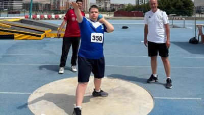 Bandırma Şehit Bedir Karabıyık Spor Kulübü sporcusu Mehmet Talat Uçar,