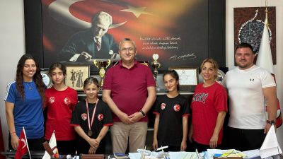 Susurluklu sporcu Efsun İkiz, U12 Türkiye Şampiyonası’nda gösterdiği başarıyla milli