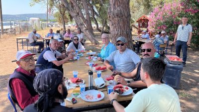 Balıkesir Aile ve Sosyal Hizmetler Müdürlüğü, yaşlı bireylerin sosyal yaşama