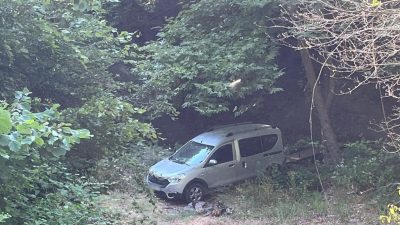 Balıkesir Büyükşehir Belediye Başkanı Ahmet Akın, Erdek’te günlerdir yaşanan içme