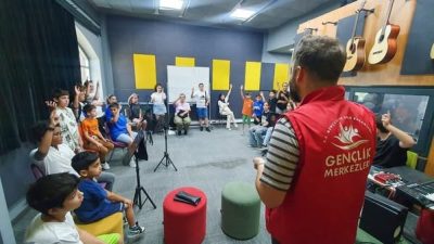Balıkesir Gençlik ve Spor İl Müdürlüğü’ne bağlı 11 Gençlik Merkezi,