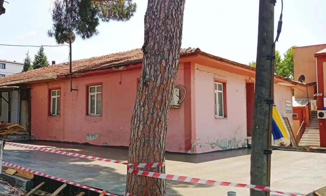 Manyas Belediyesi’nden Kent Lokantası adımı Manyas Belediyesi, Kent Lokantası projesinde ilk aşamanın tamamlandığını duyurdu. Manyas