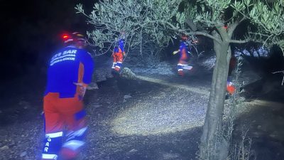 Bursa’daki orman yangınlarına müdahale eden 911 Arama Kurtarma Derneği Bandırma