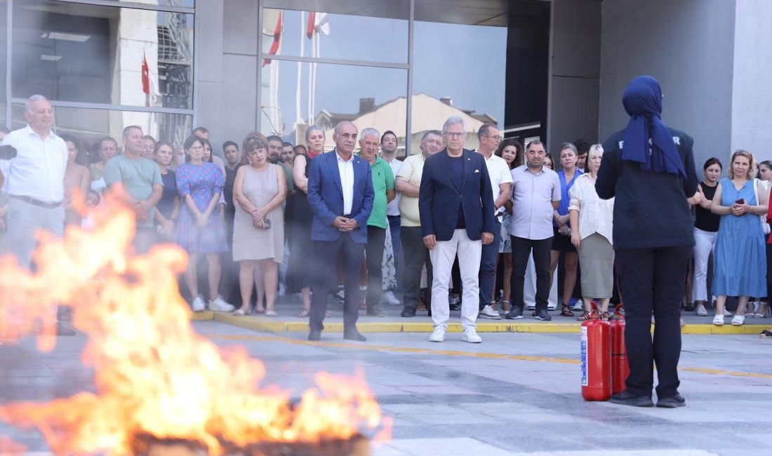 Bandırma Belediyesi, son dönemde artan yangınlara karşı farkındalık oluşturmak amacıyla