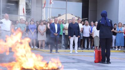 Bandırma Belediyesi, son dönemde artan yangınlara karşı farkındalık oluşturmak amacıyla