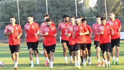 3. Lig’de mücadele eden Balıkesirspor’da transfer çalışmaları devam ediyor. Balıkesirspor
