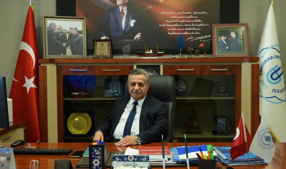 BANÜ Genel Sekreteri Boz görevinden ayrıldı Bandırma Onyedi Eylül Üniversitesi’nde uzun yıllardır görev yapan Genel Sekreter